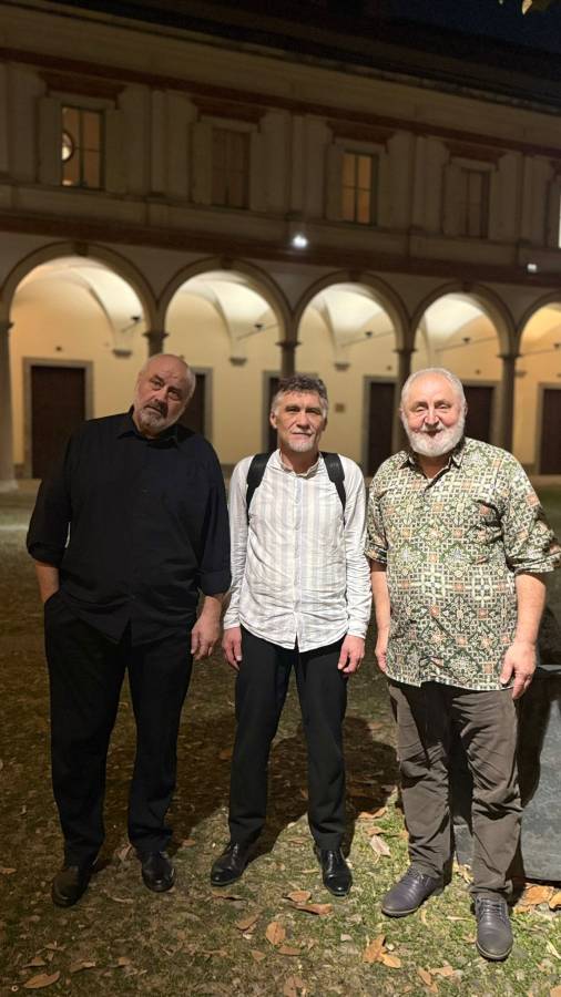 Photo by Pavel Ionescu A. (4/28/26)