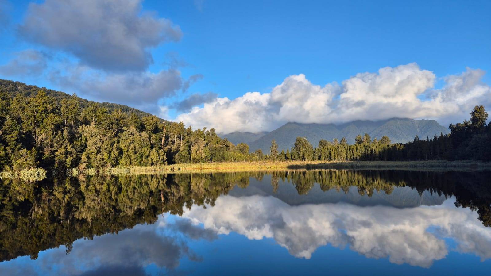 Photo 1 by Wee Long P. (10/7/25)