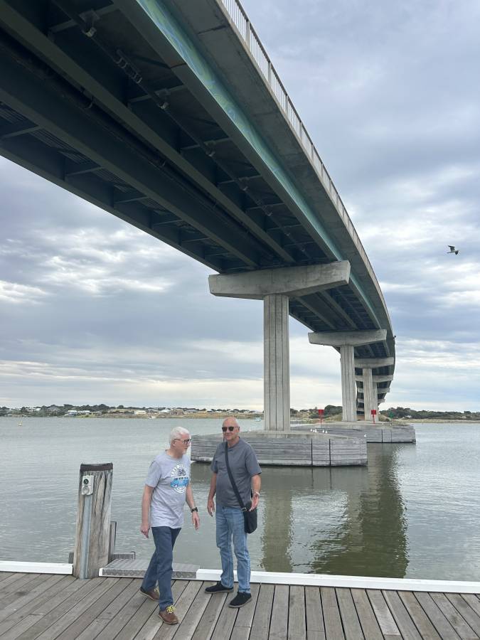 Photo 2 by Barry T. (10/21/25)