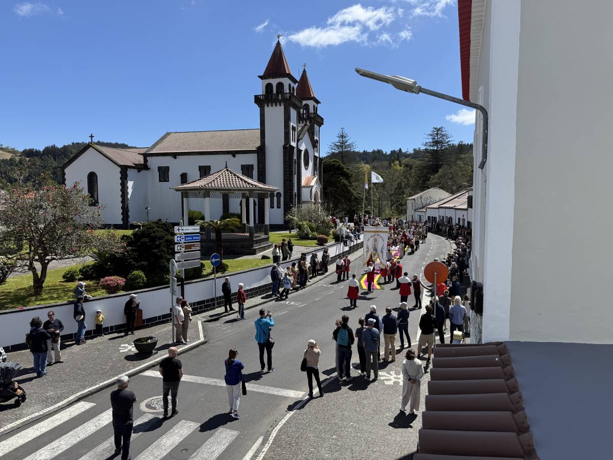 Photo 7 by Cenk T. about hiring a Volkswagen Caddy in Ponta Delgada (20/04/2026)