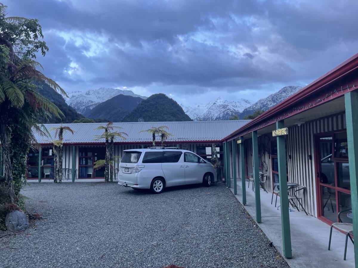 Photo 4 by James L. (10/5/25)