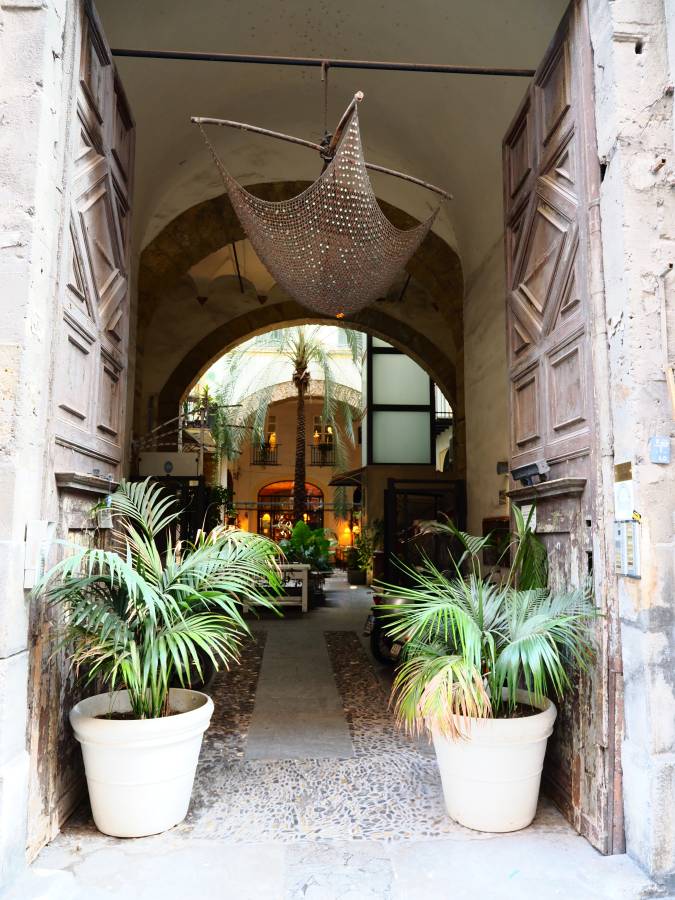 Photo 3 by Glenn M. about renting a Toyota C-HR in Palermo (7/9/25)